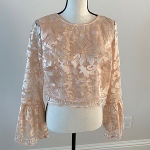 NWT Bebe blush embroidered crop blouse